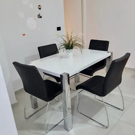 Bb Moderne Apartment Sarande