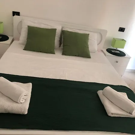 Bb Moderne Apartamento Sarandë